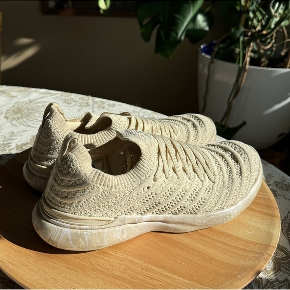 APL techloom wave shoes - Picture 2 of 8